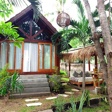 Bintang Tiga Bungalows Gili Air Ngoại thất bức ảnh