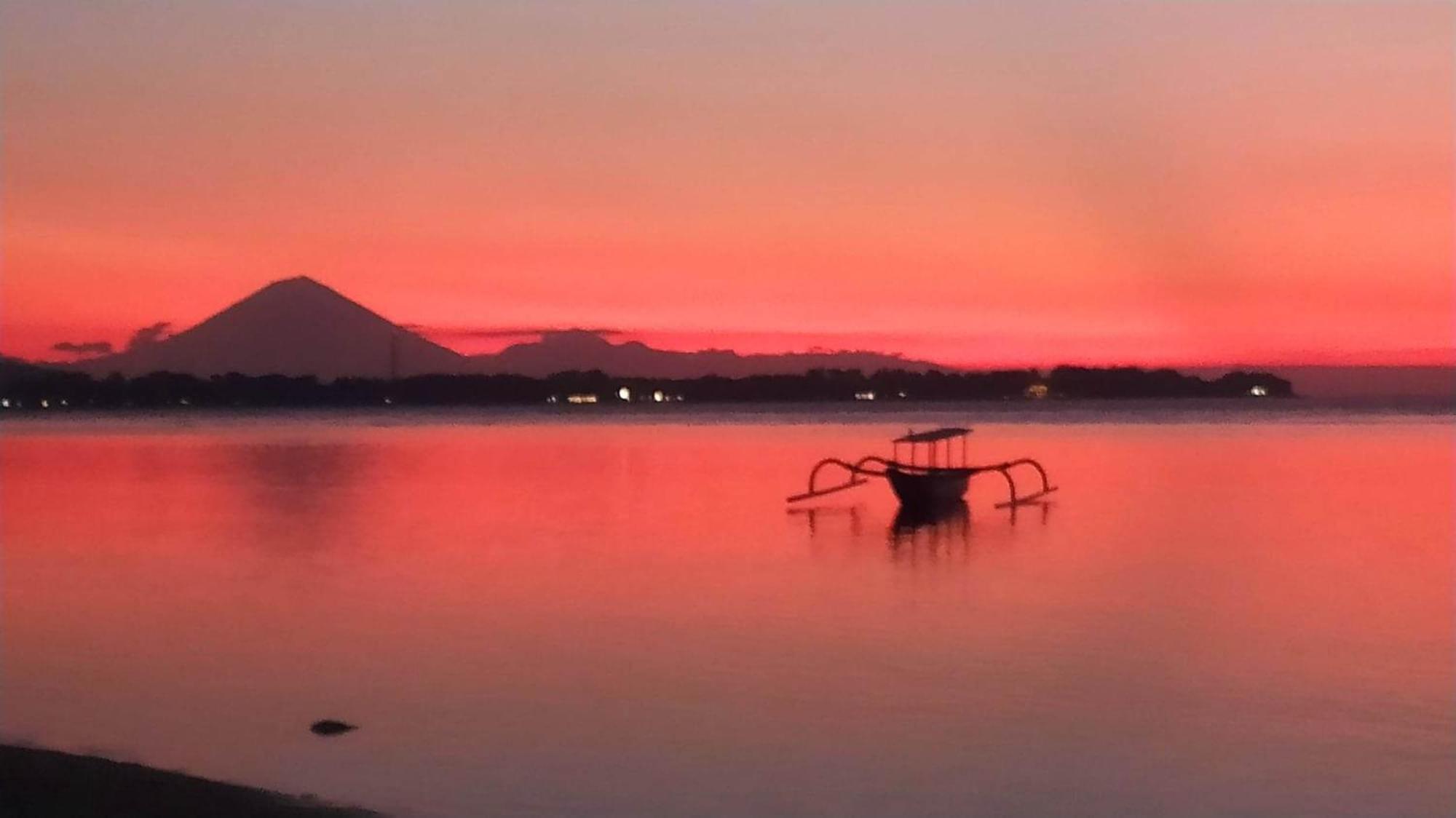 Bintang Tiga Bungalows Gili Air Ngoại thất bức ảnh
