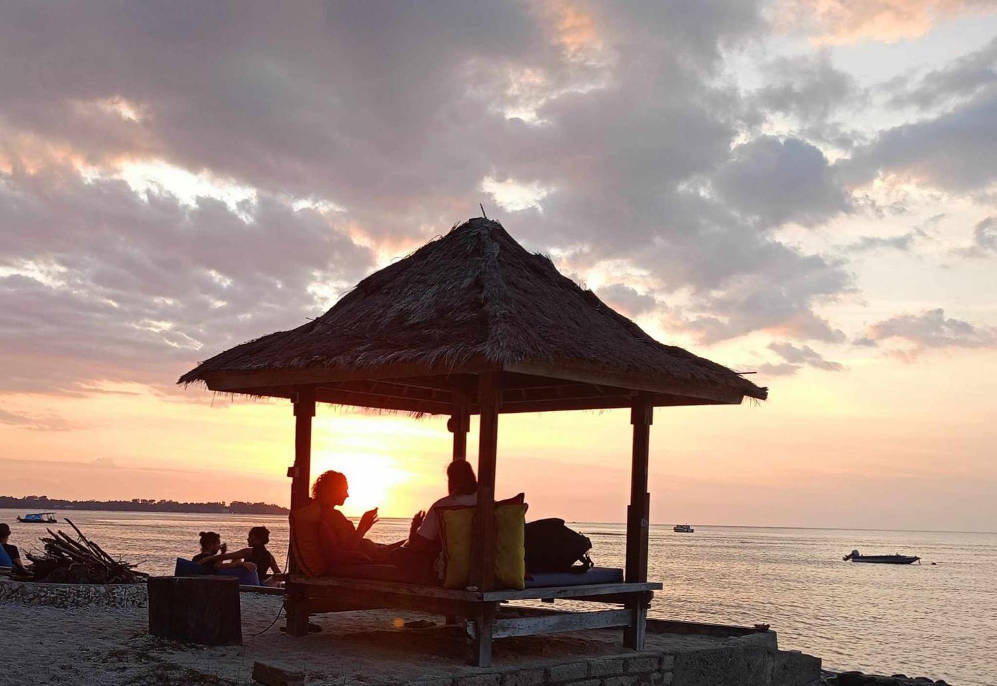 Bintang Tiga Bungalows Gili Air Ngoại thất bức ảnh