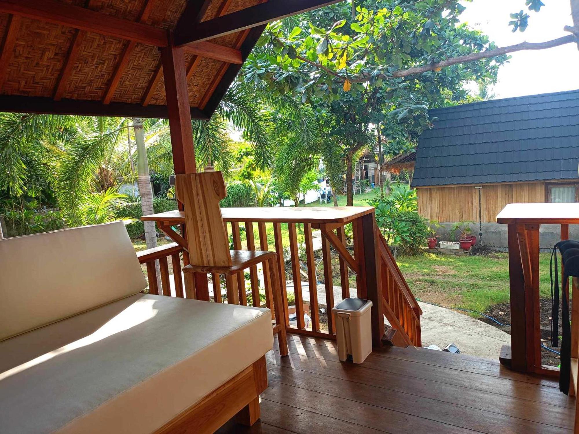 Bintang Tiga Bungalows Gili Air Ngoại thất bức ảnh