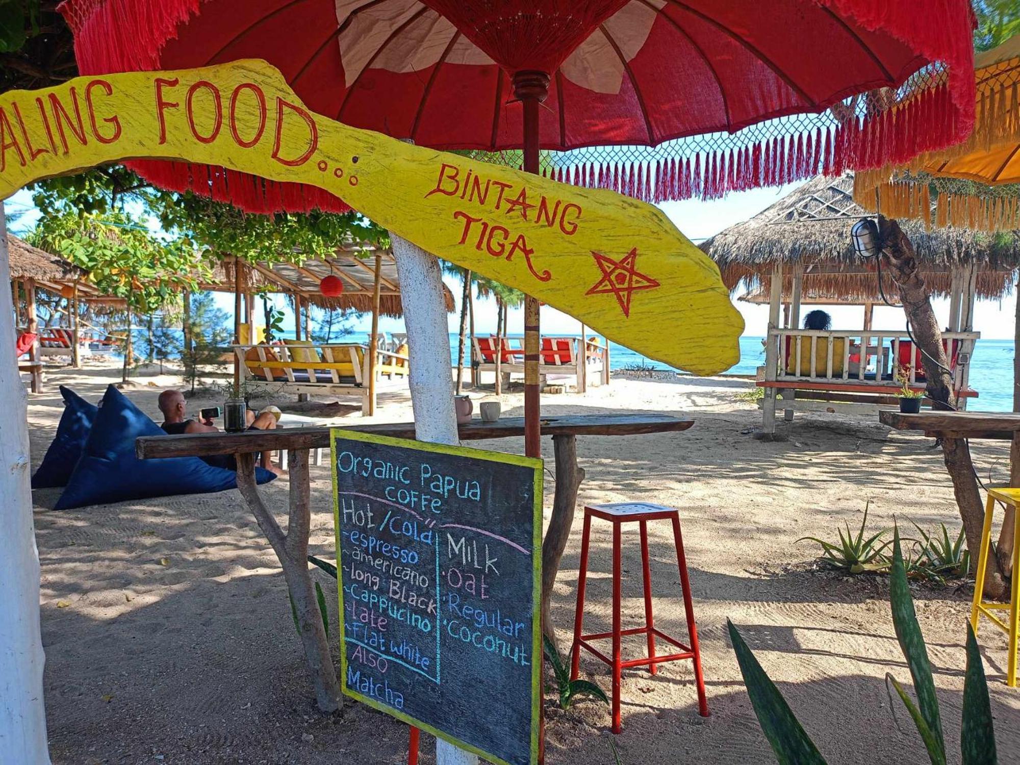 Bintang Tiga Bungalows Gili Air Ngoại thất bức ảnh