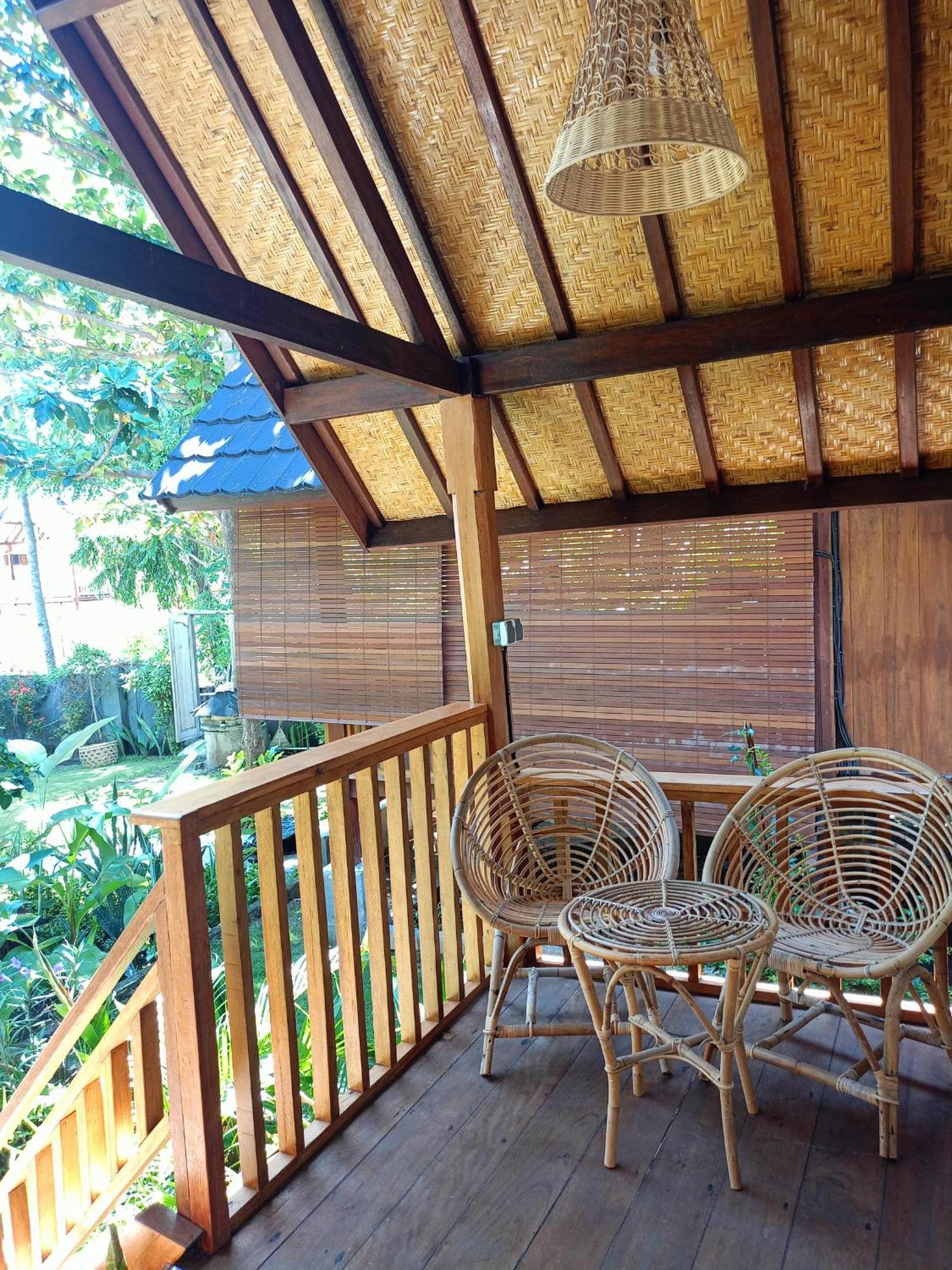 Bintang Tiga Bungalows Gili Air Ngoại thất bức ảnh