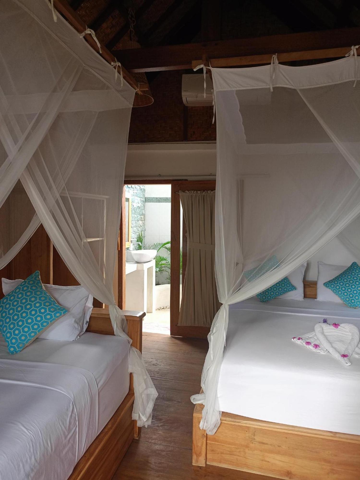 Bintang Tiga Bungalows Gili Air Ngoại thất bức ảnh